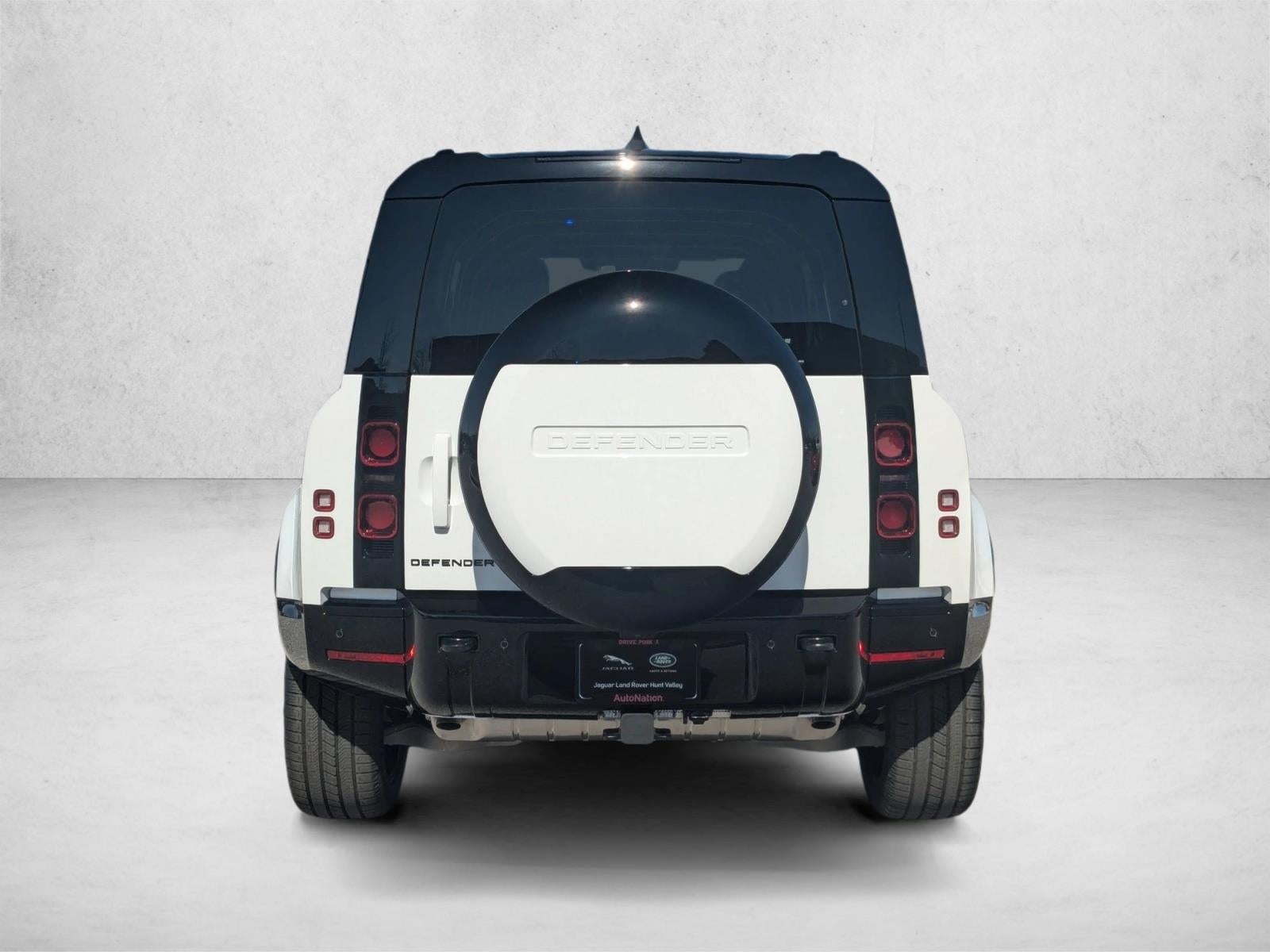 2025 Land Rover Defender 110 P400 X-Dynamic SE