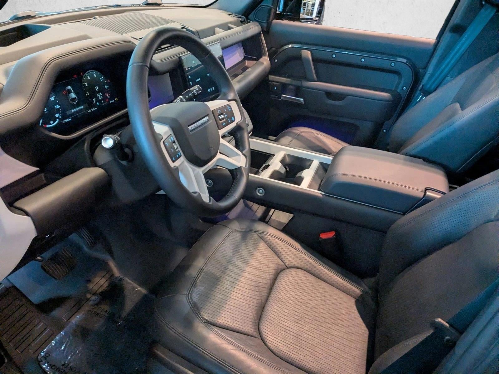 2025 Land Rover Defender 110 P400 X-Dynamic SE