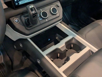 2025 Land Rover Defender 110 P300 S