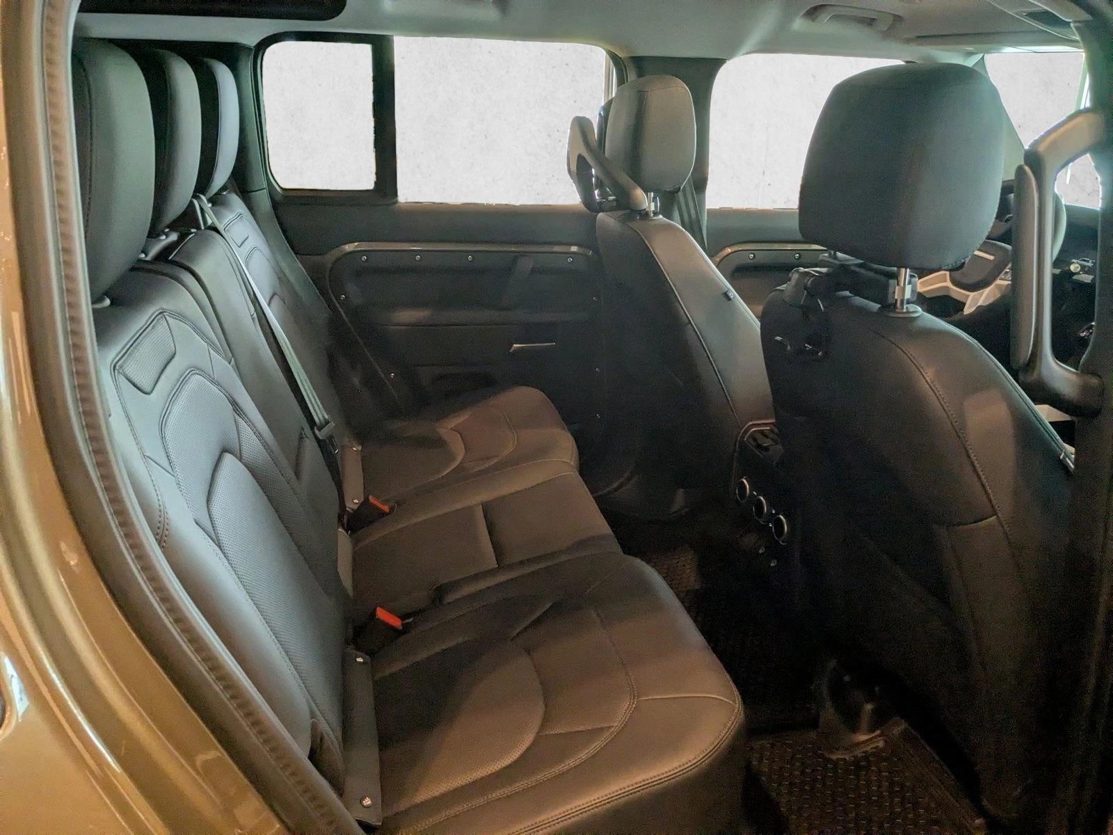 2025 Land Rover Defender 110 P300 S