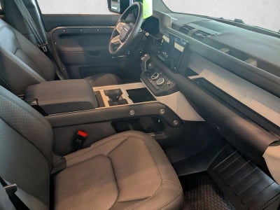 2025 Land Rover Defender 110 P300 S