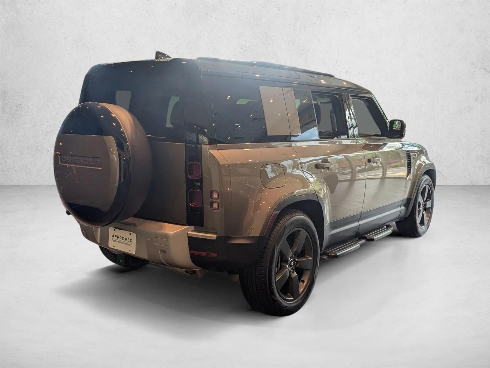 2025 Land Rover Defender 110 P300 S