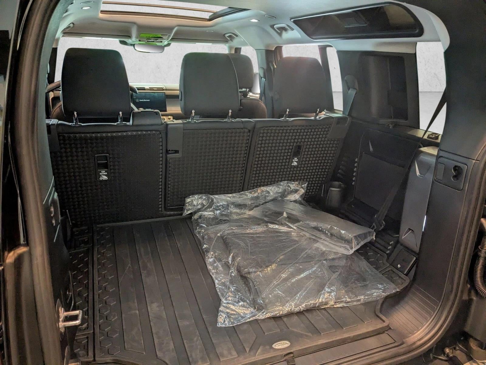 2025 Land Rover Defender 110 P300 S