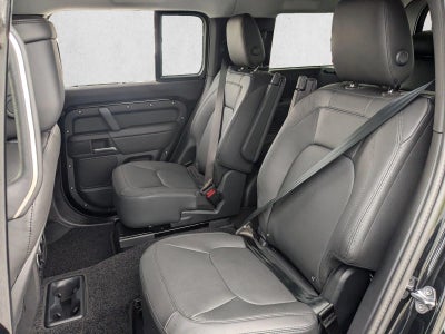2025 Land Rover Defender 130 P400 S
