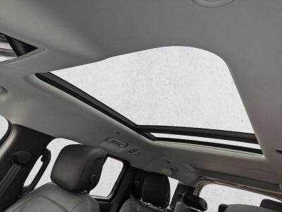 2025 Land Rover Defender 130 P400 S