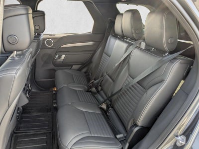 2025 Land Rover Discovery P360 Dynamic SE