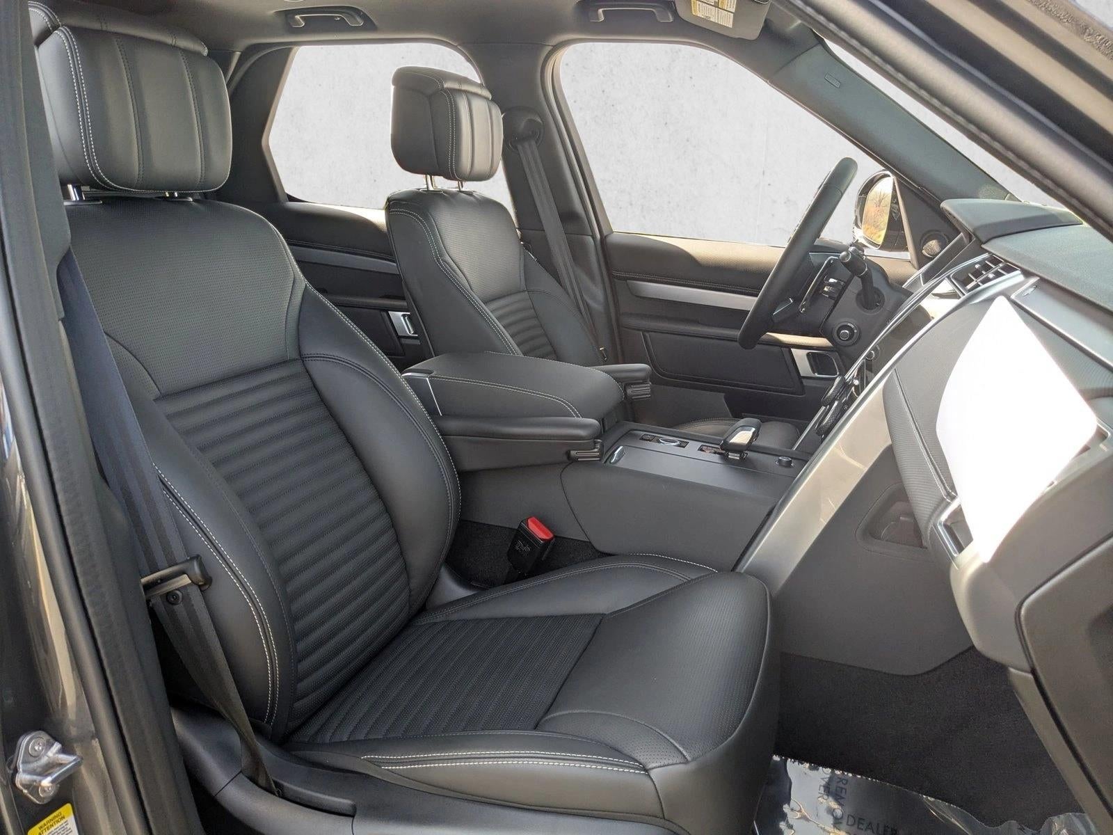 2025 Land Rover Discovery P360 Dynamic SE