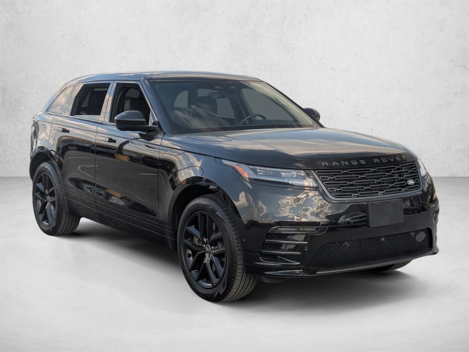 2026 Land Rover Range Rover Velar P250 Dynamic SE *Ltd Avail*