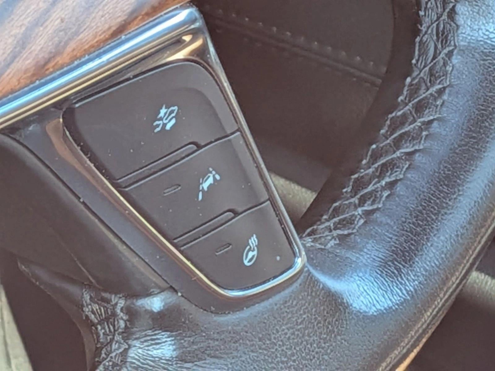 2021 Cadillac XT5 FWD 4dr Premium Luxury