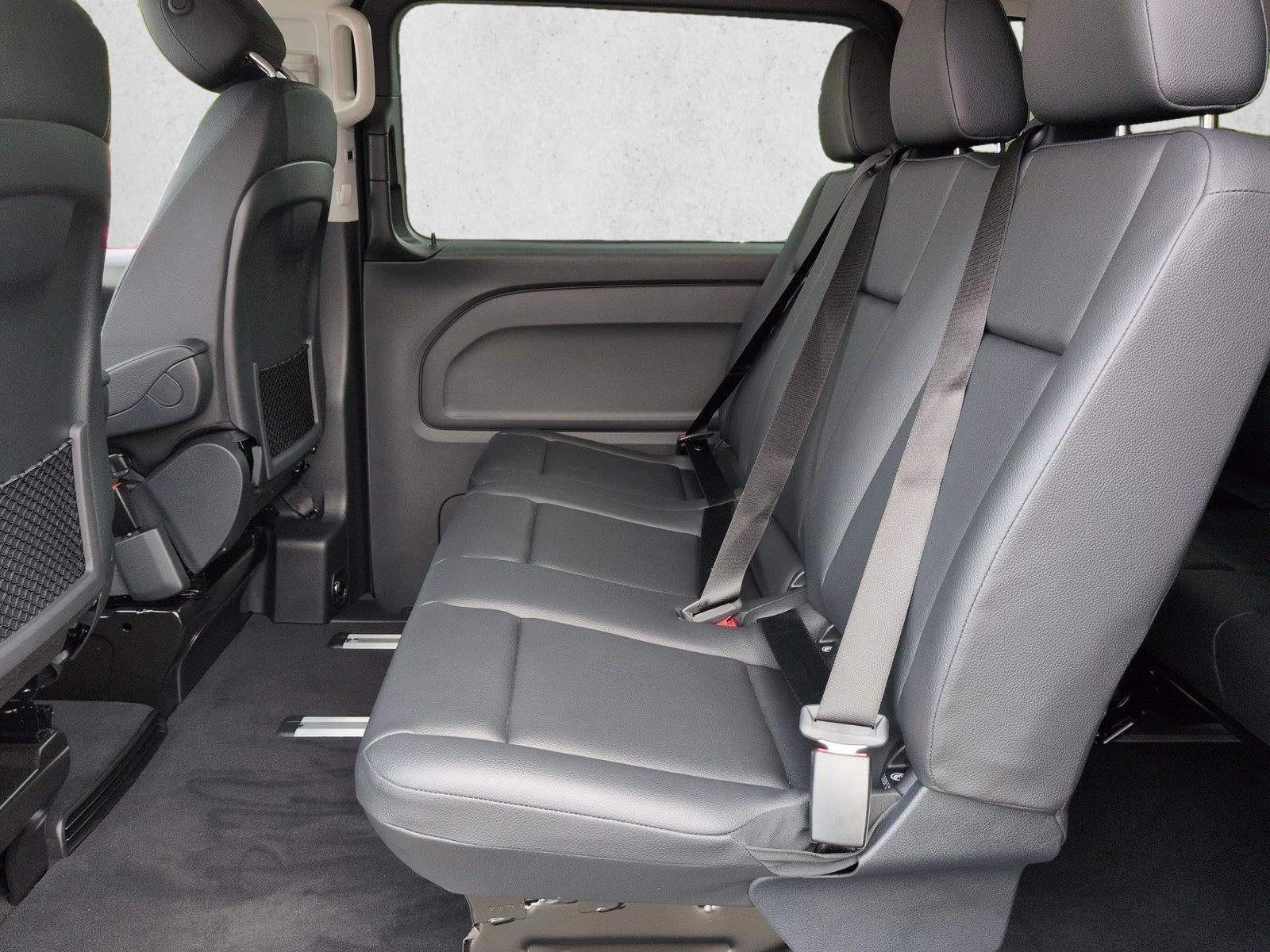 2023 Mercedes-Benz Metris Passenger Van Standard Roof 126" Wheelbase