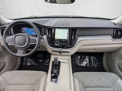 2022 Volvo XC60 B5 AWD Momentum