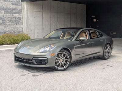 2023 Porsche Panamera 4 Platinum Edition AWD