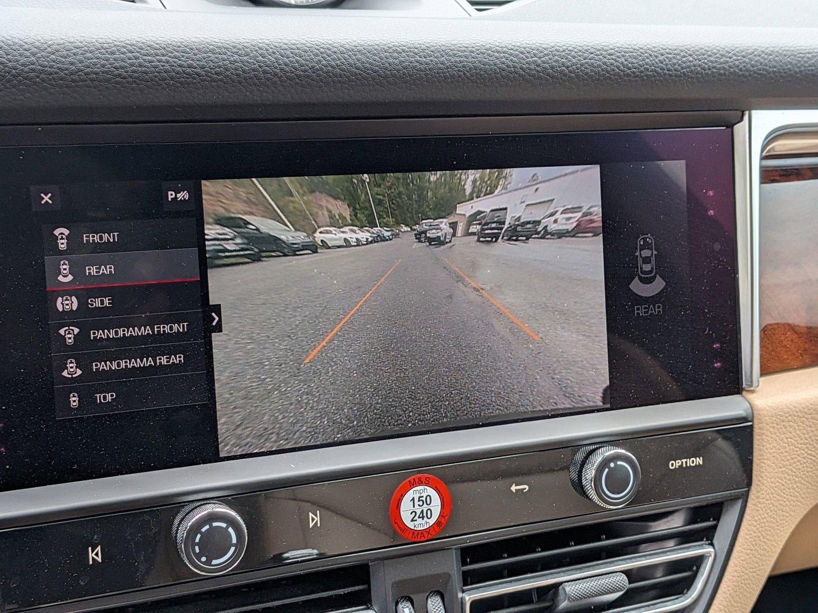 2023 Porsche Macan AWD