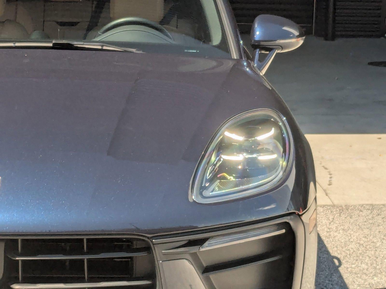 2023 Porsche Macan AWD