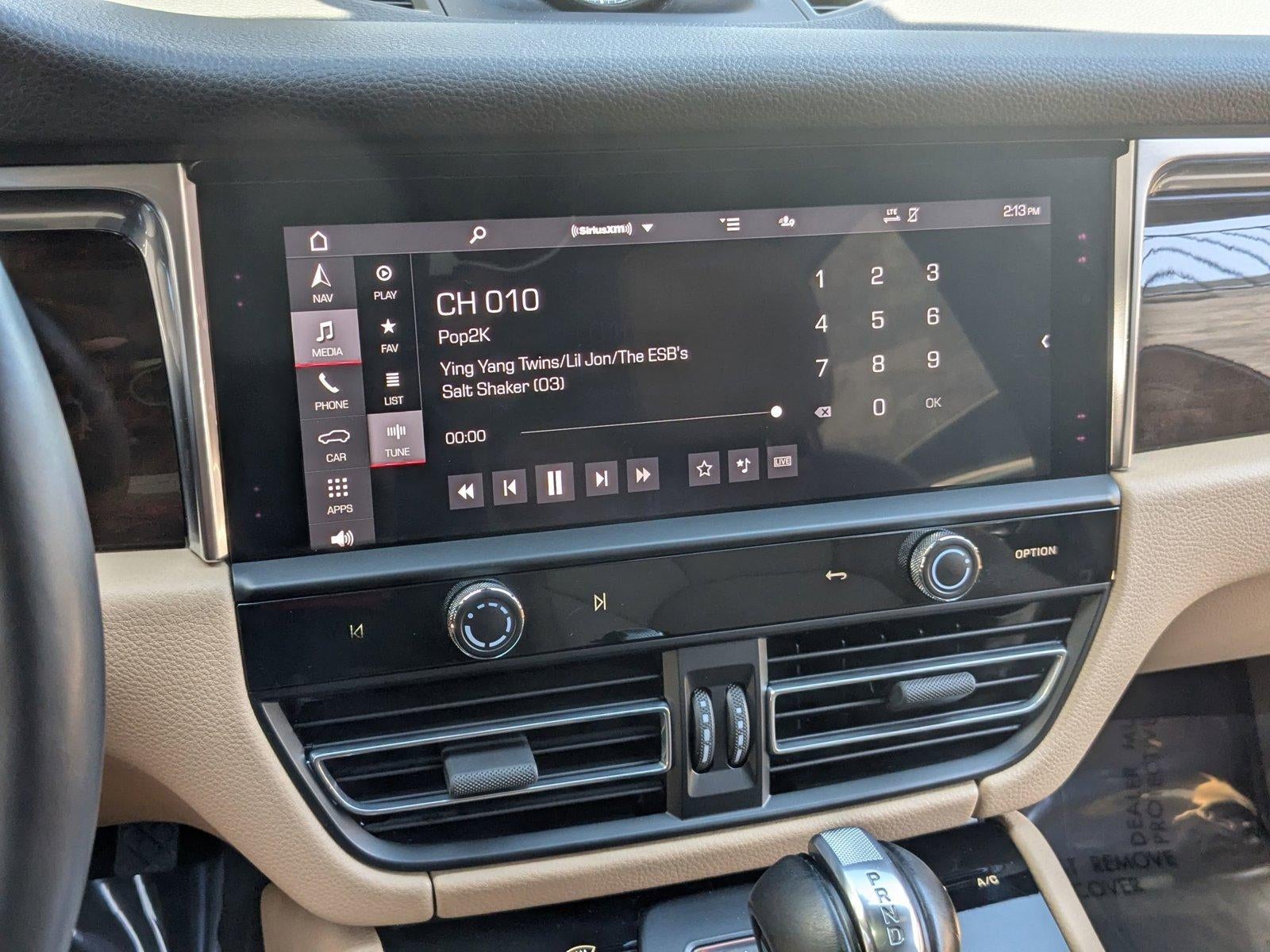 2023 Porsche Macan AWD