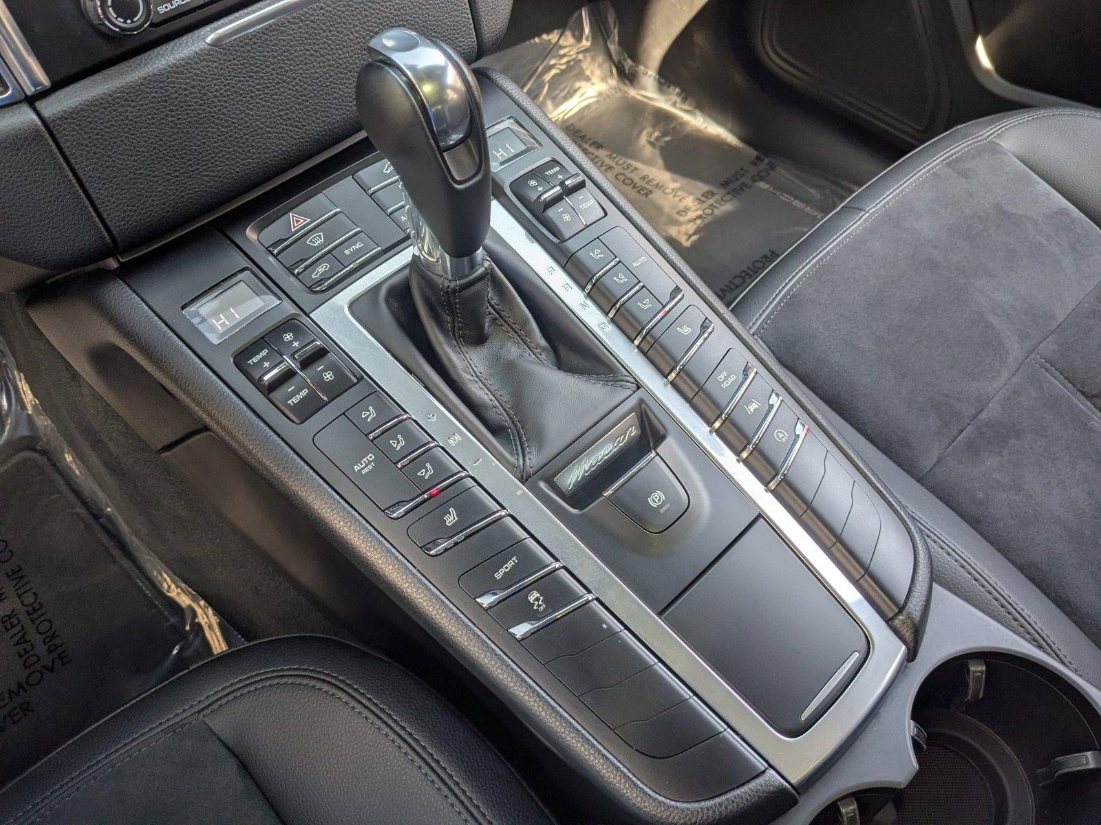 2018 Porsche Macan AWD