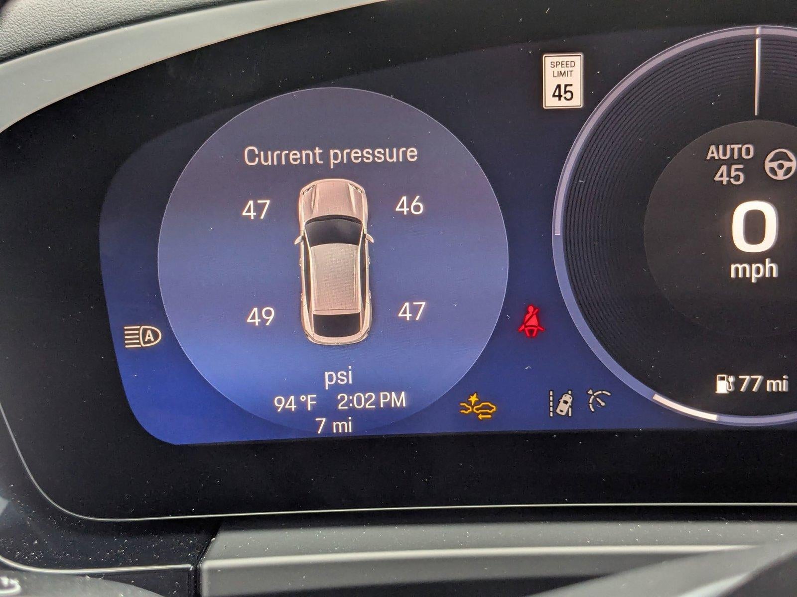 2025 Porsche Macan Electric 4 AWD