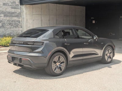 2025 Porsche Macan Electric 4 AWD