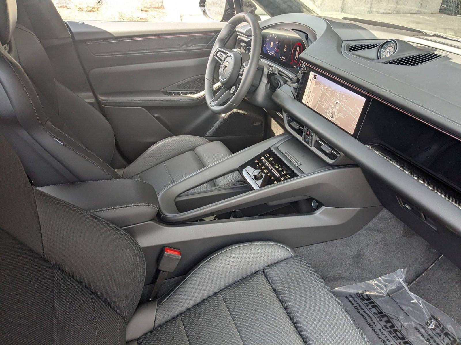 2025 Porsche Macan Electric Turbo AWD