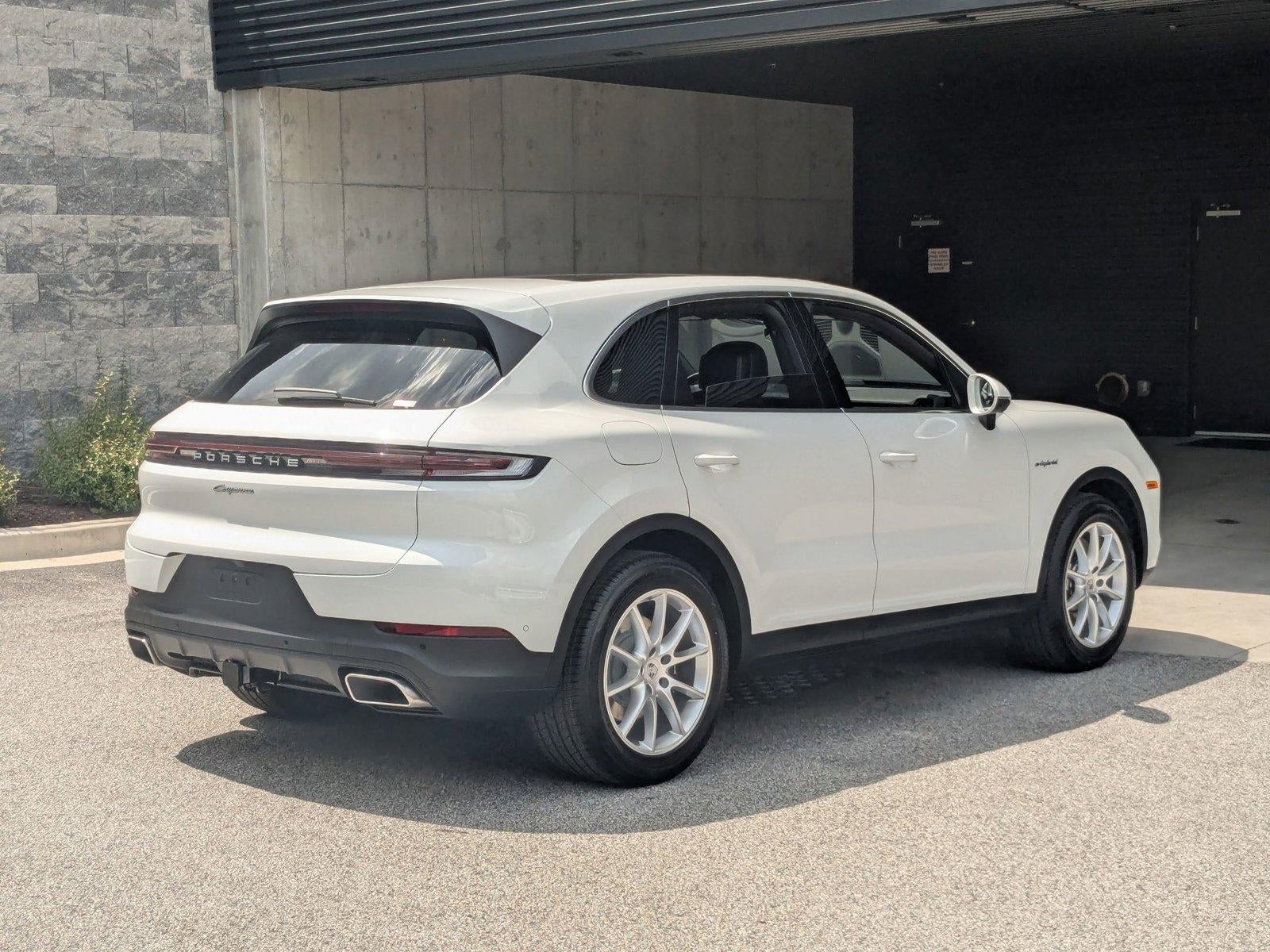 2025 Porsche Cayenne E-Hybrid AWD