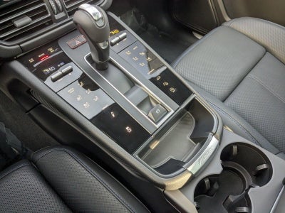 2026 Porsche Macan S AWD