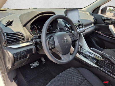 2022 Mitsubishi Eclipse Cross LE