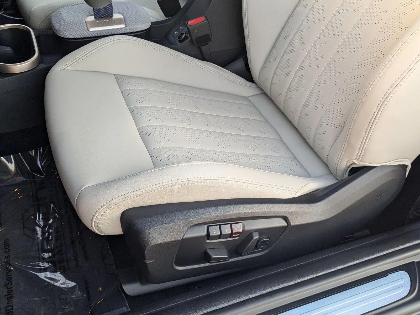 2025 MINI Cooper Hardtop 2 Door Iconic Base