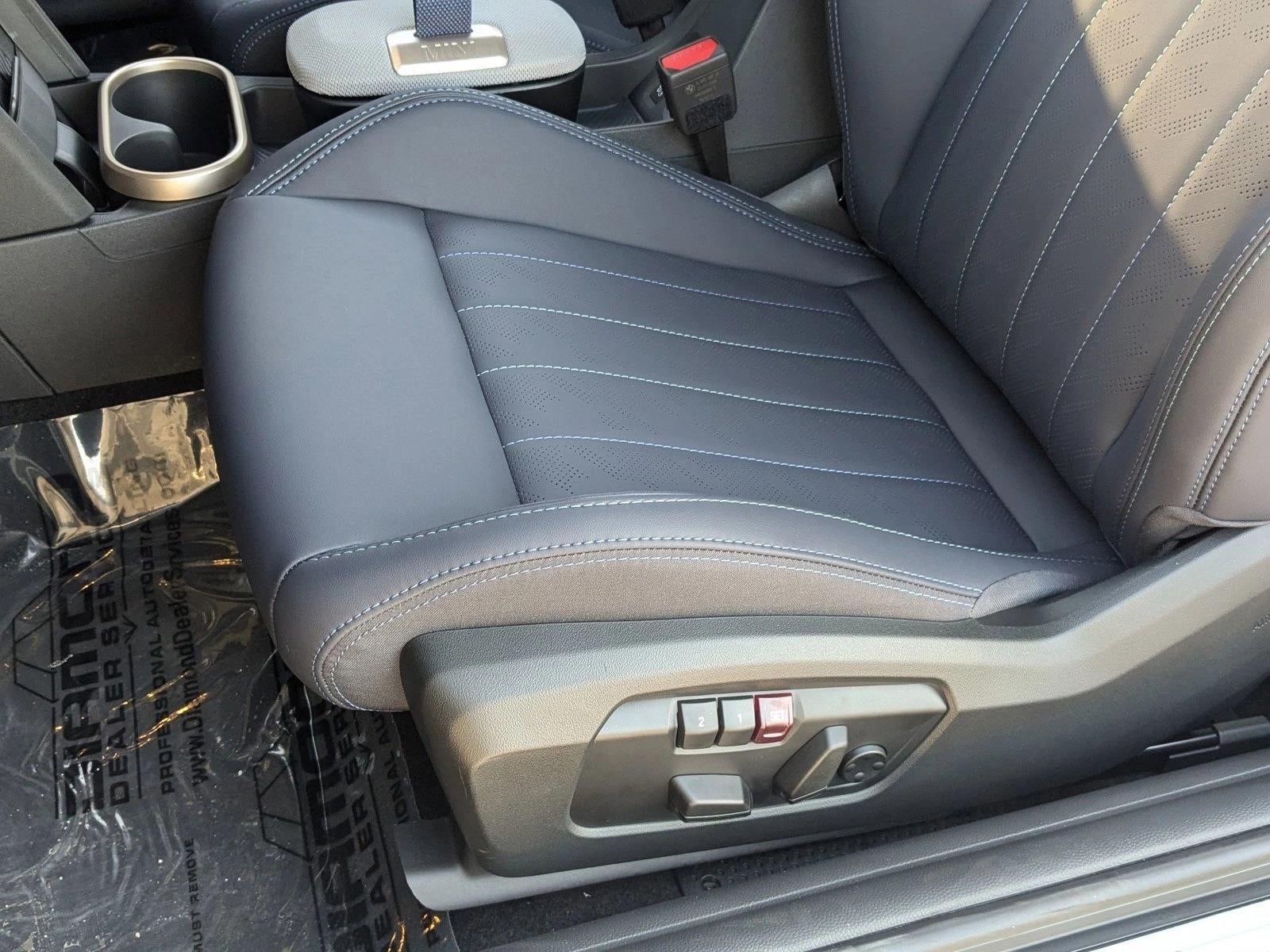 2025 MINI Cooper Hardtop 2 Door Iconic Base