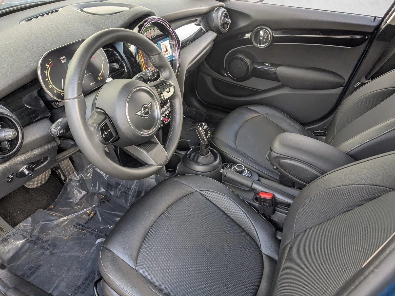 2023 MINI Cooper Hardtop 4 Door Base
