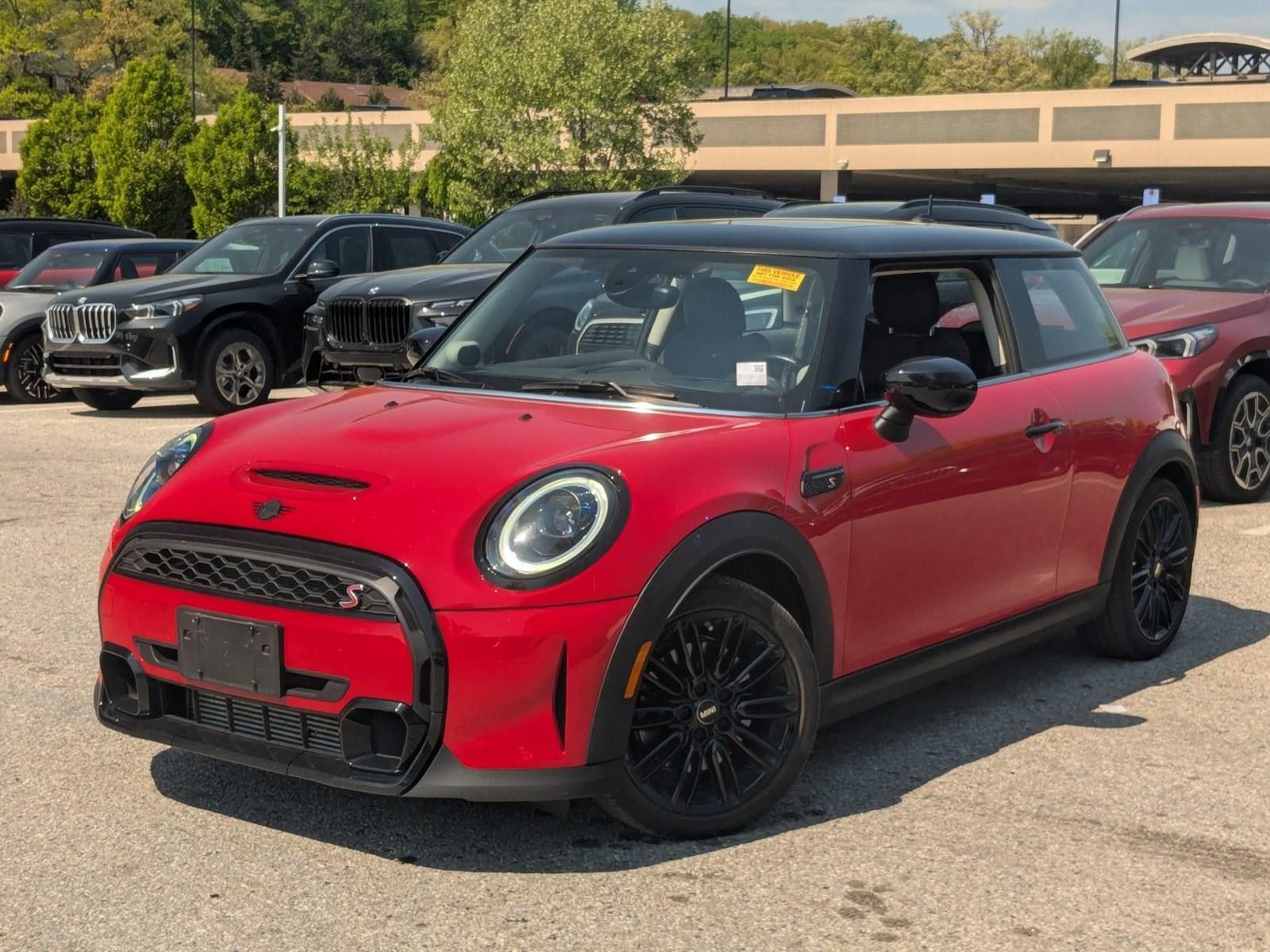 2022 MINI Cooper S Hardtop 2 Door Iconic Base