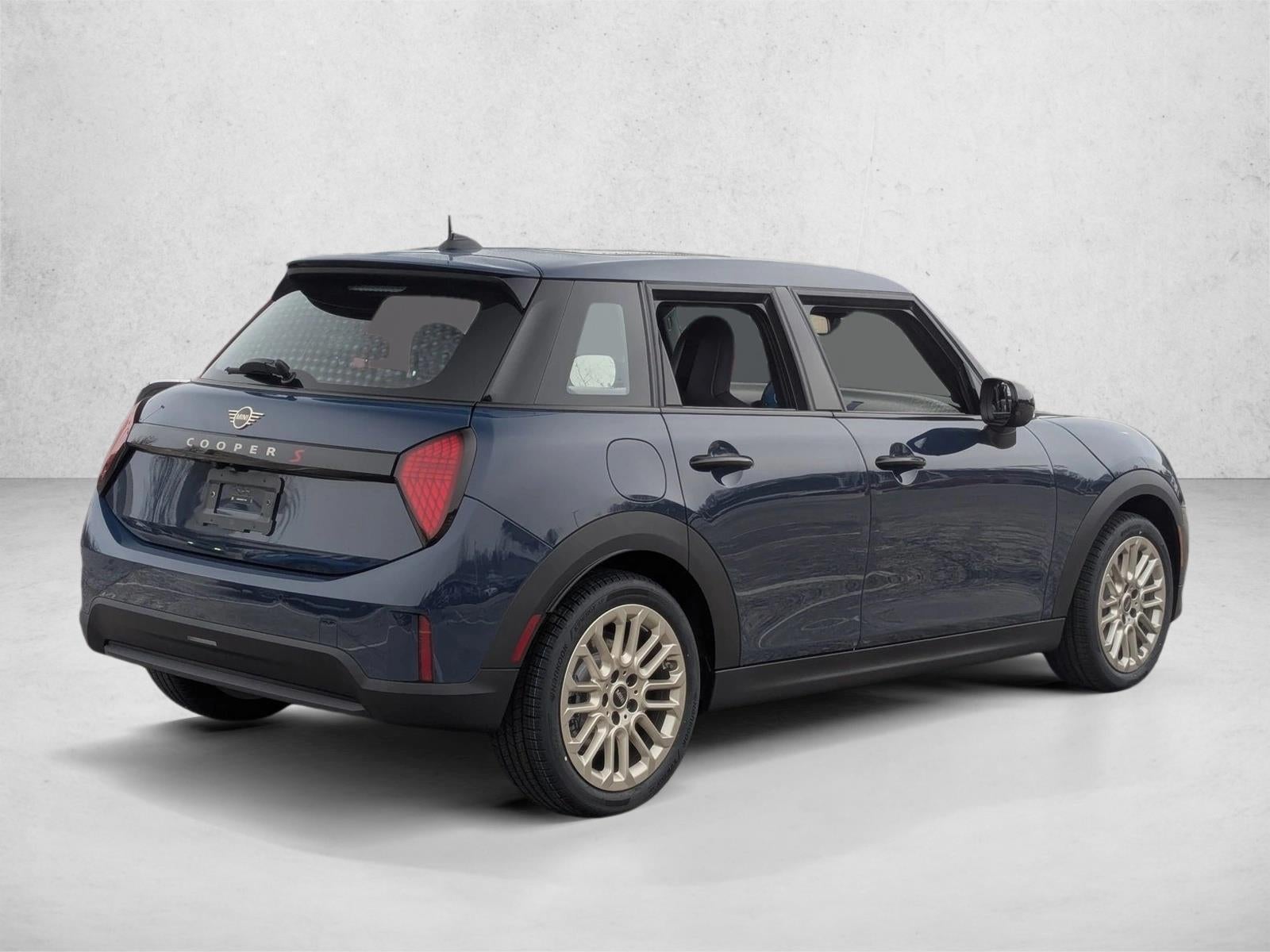 2026 MINI Cooper S Hardtop 4 Door Iconic Base