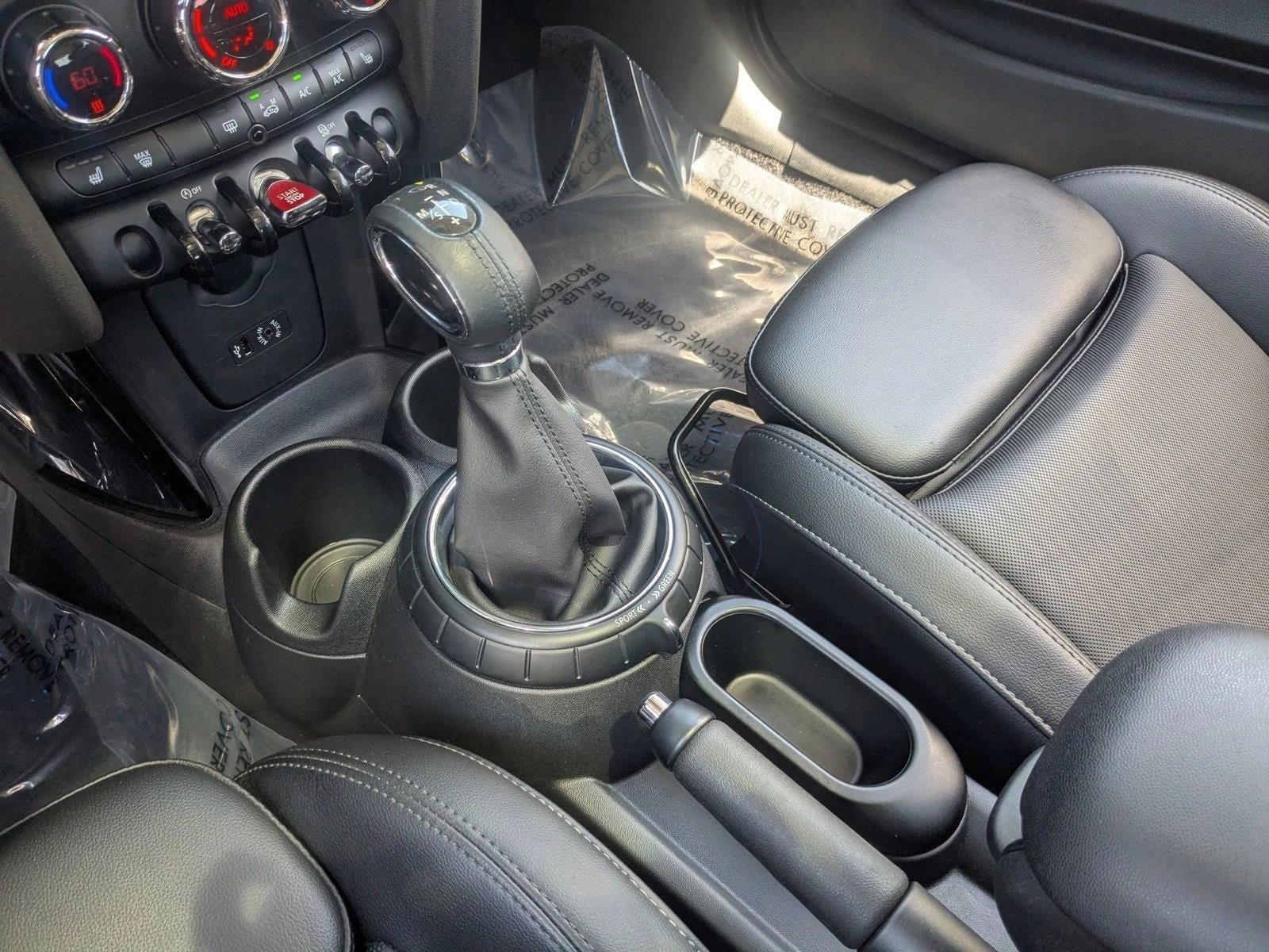 2015 MINI Cooper S Hardtop Base