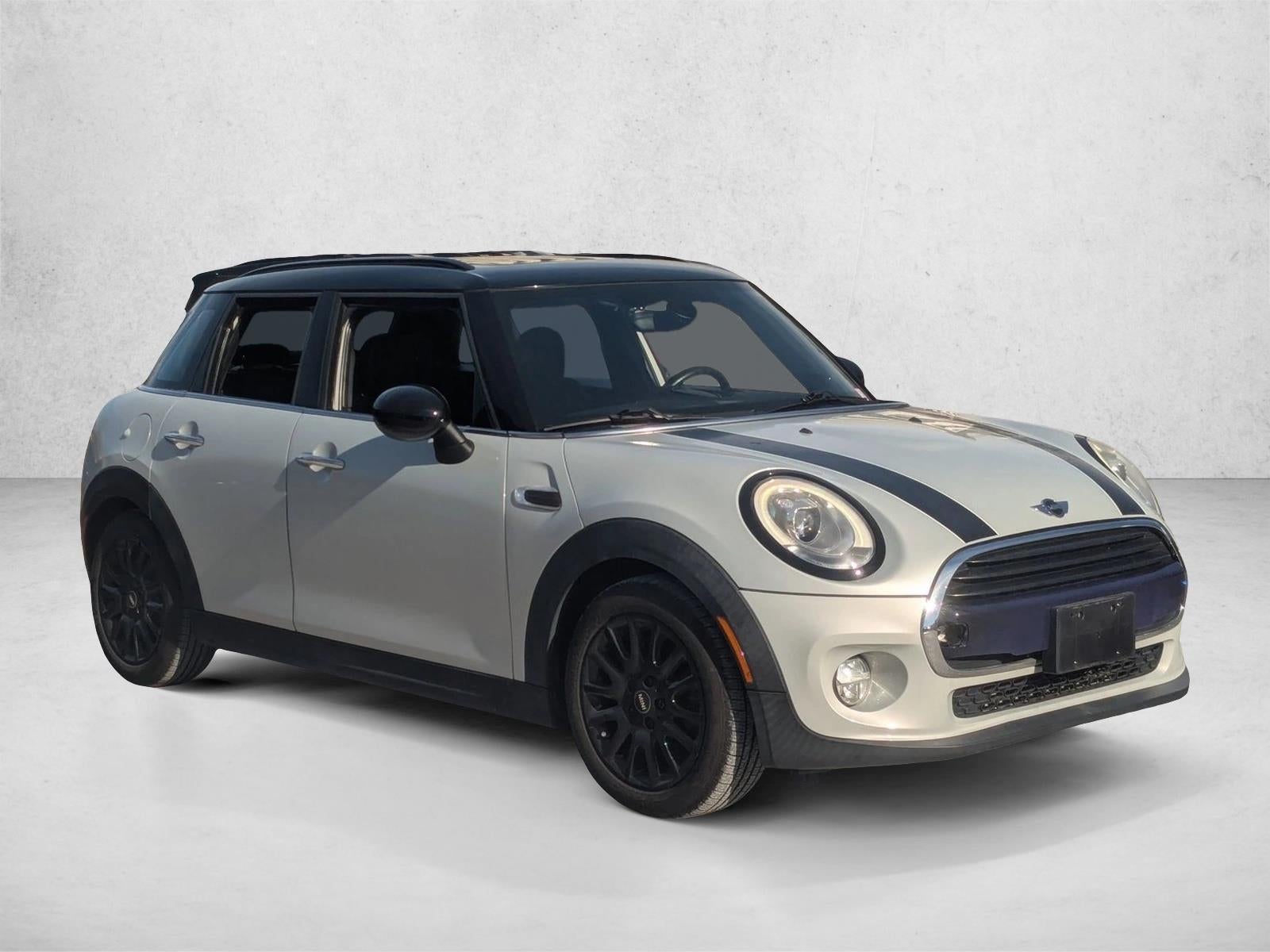 2016 MINI Hardtop 4 Door Cooper