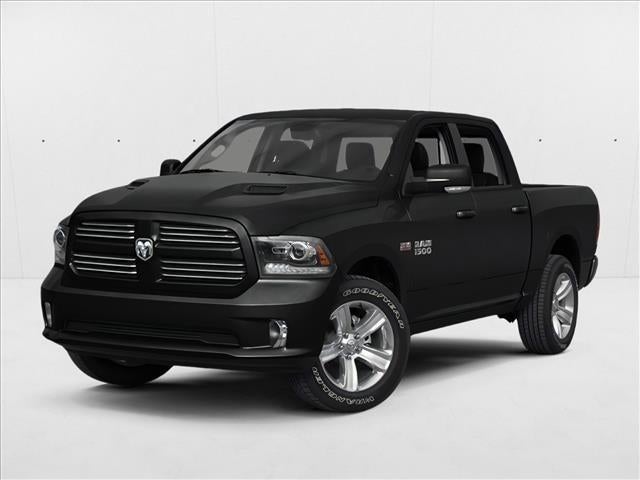 2013 RAM 1500 4WD Crew Cab 5.7 Ft Box Sport