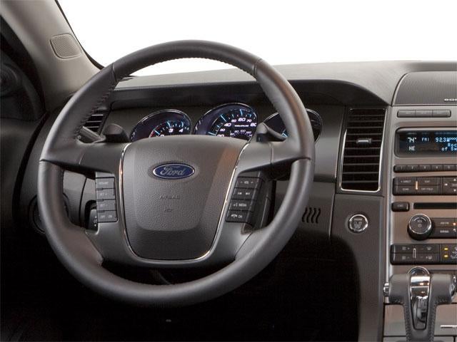 2010 Ford Taurus 4dr Sdn SEL FWD