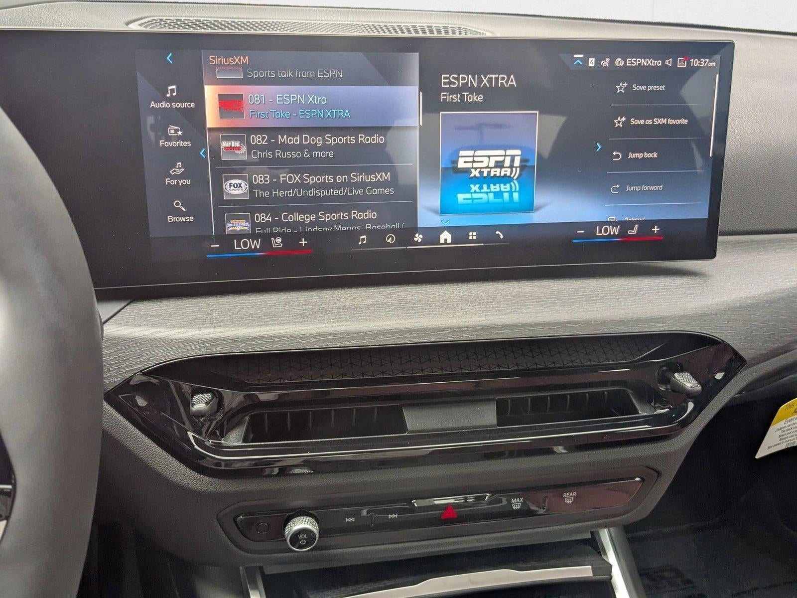 2025 BMW 330i xDrive Sedan