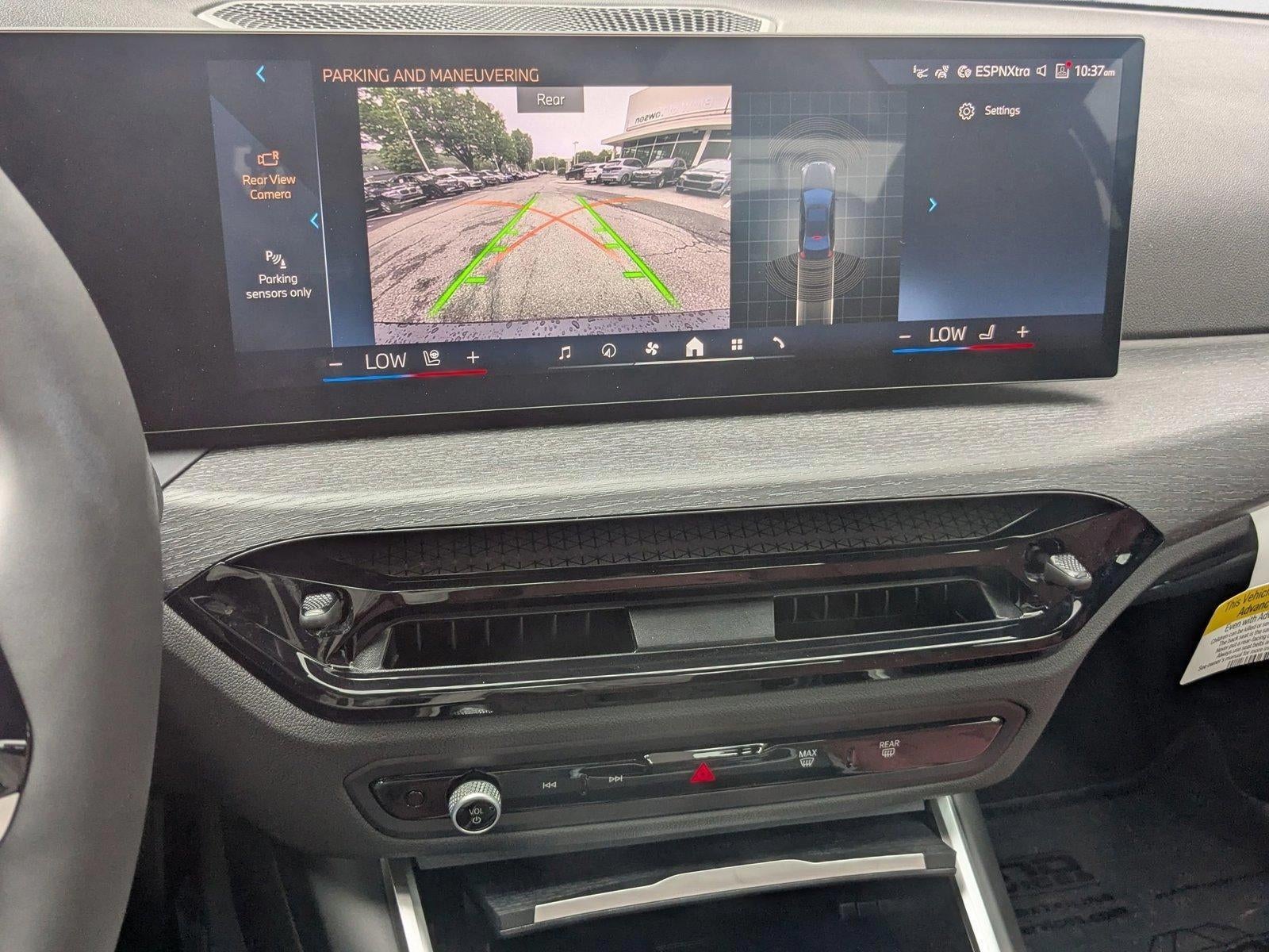 2025 BMW 330i xDrive Sedan