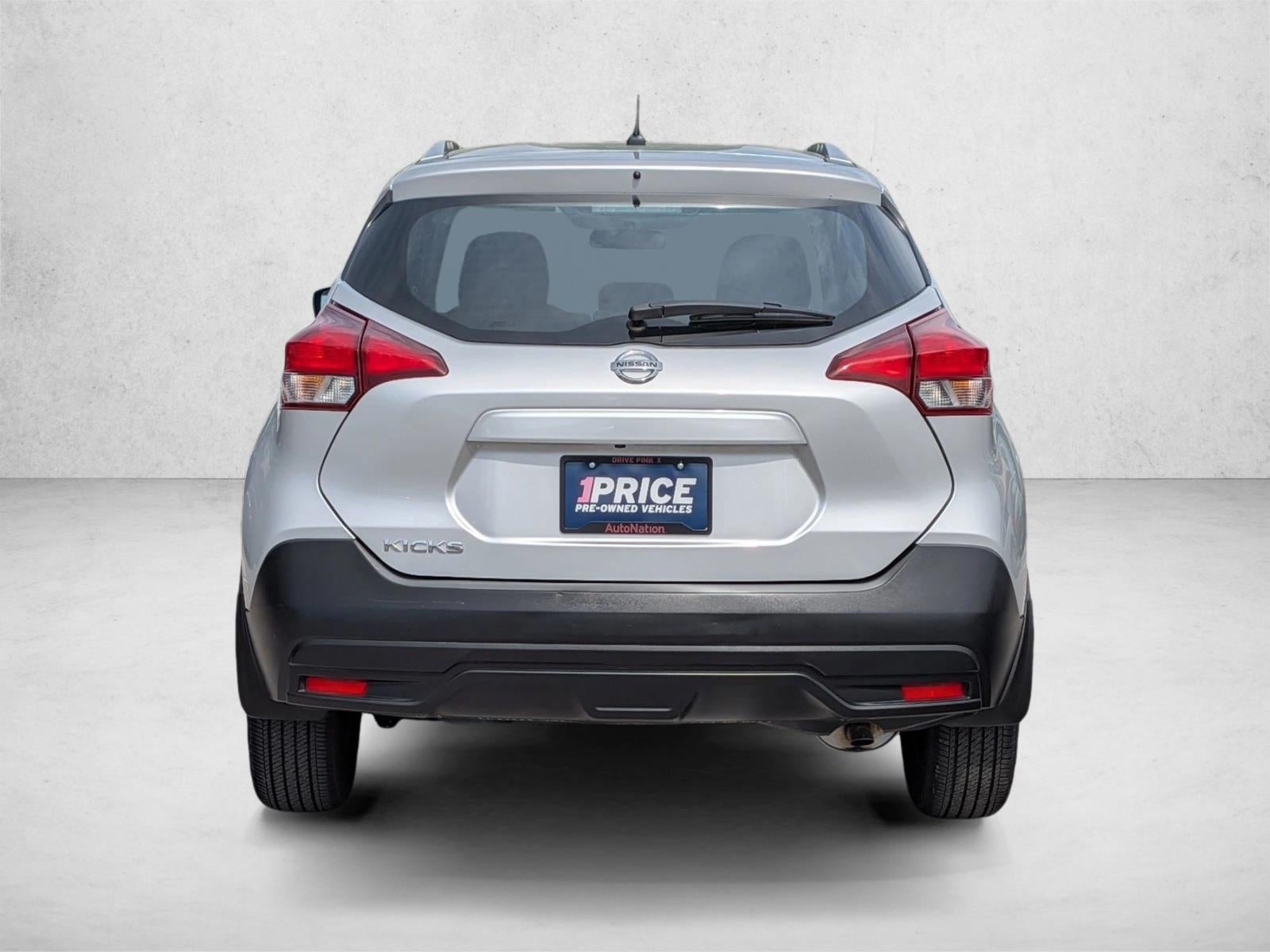 2019 Nissan Kicks S FWD