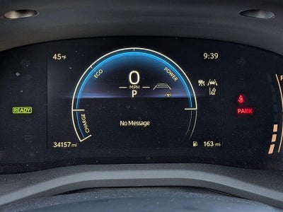 2025 Toyota Camry LE (Natl)