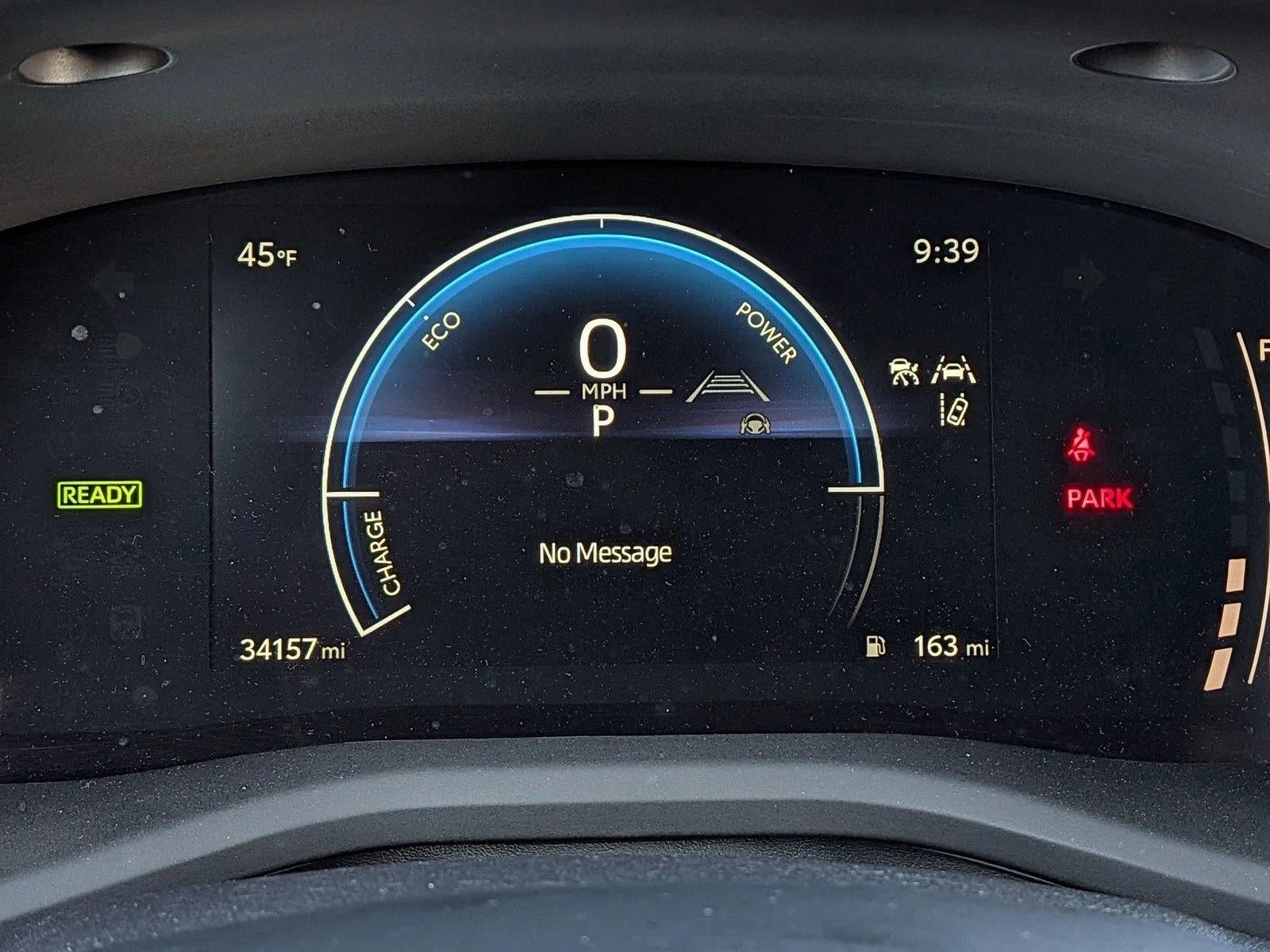 2025 Toyota Camry LE (Natl)