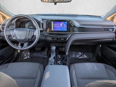 2025 Toyota Camry LE (Natl)