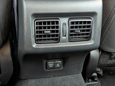 2025 Toyota Camry LE (Natl)