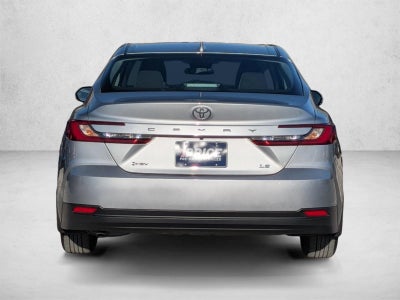 2025 Toyota Camry LE (Natl)