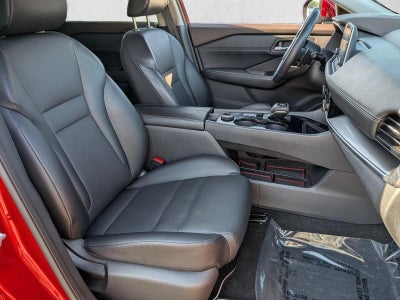 2022 Nissan Rogue AWD SV