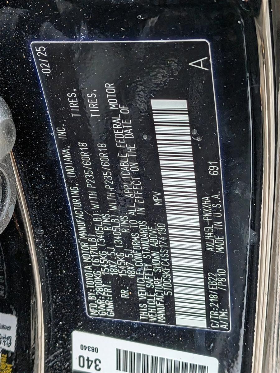 2025 Toyota Sienna Woodland Edition AWD 7-Passenger (Natl)