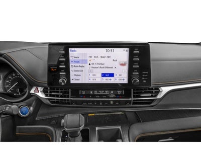 2025 Toyota Sienna Woodland Edition AWD 7-Passenger (Natl)