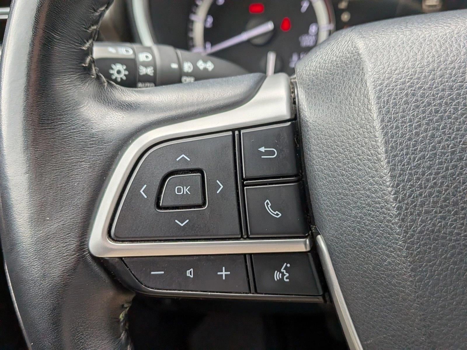 2022 Toyota Highlander XLE AWD (Natl)