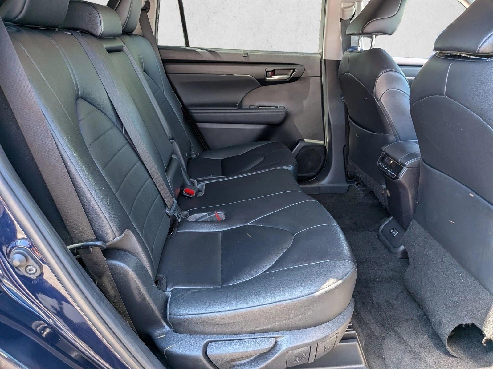 2023 Toyota Highlander XLE FWD (Natl)