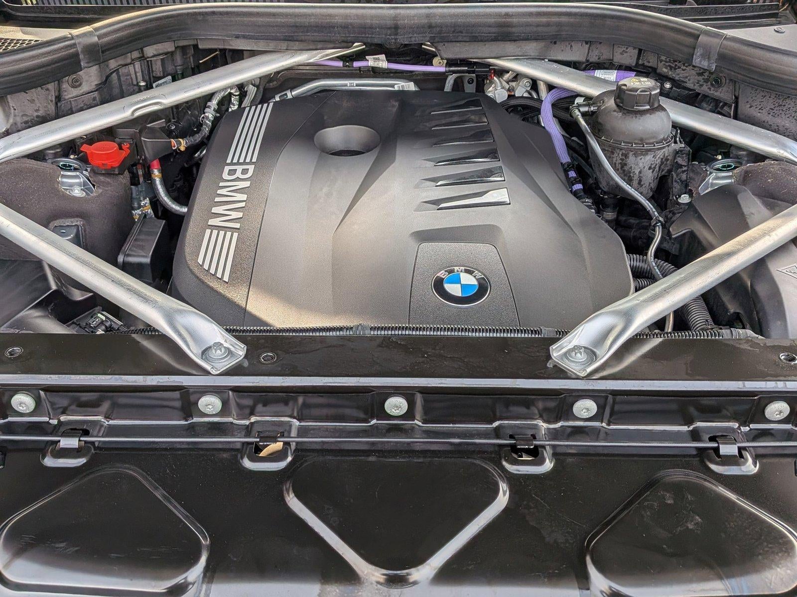 2025 BMW X7 xDrive40i Sports Activity Vehicle