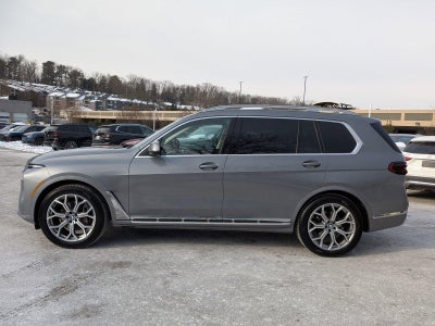 2025 BMW X7 xDrive40i Sports Activity Vehicle
